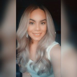 Meet your Posher, Valerie